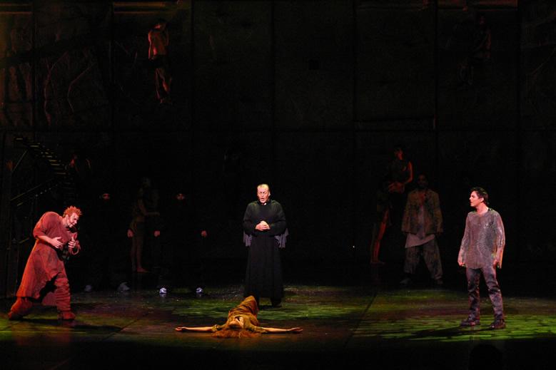 2005 matt laurent quasimodo- michel pascal frollo laurent ban phoebus.jpg